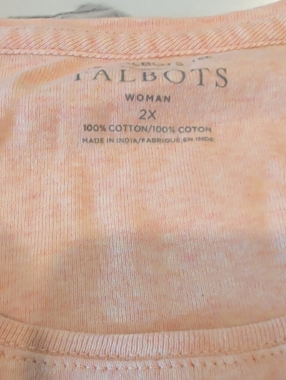 TALBOTS Size 2x Pre-Owned Peach Short Sleeve Tee with Subtle Speckle - Picture 3 of 7